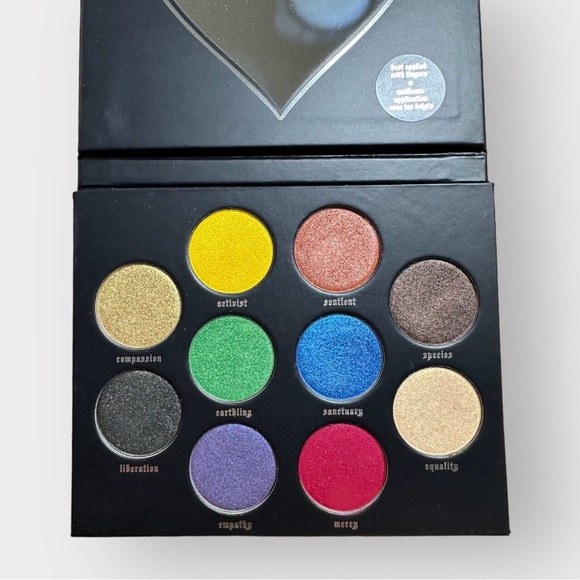 Kat Von D Vegan Love Palette - Picture 5 of 6